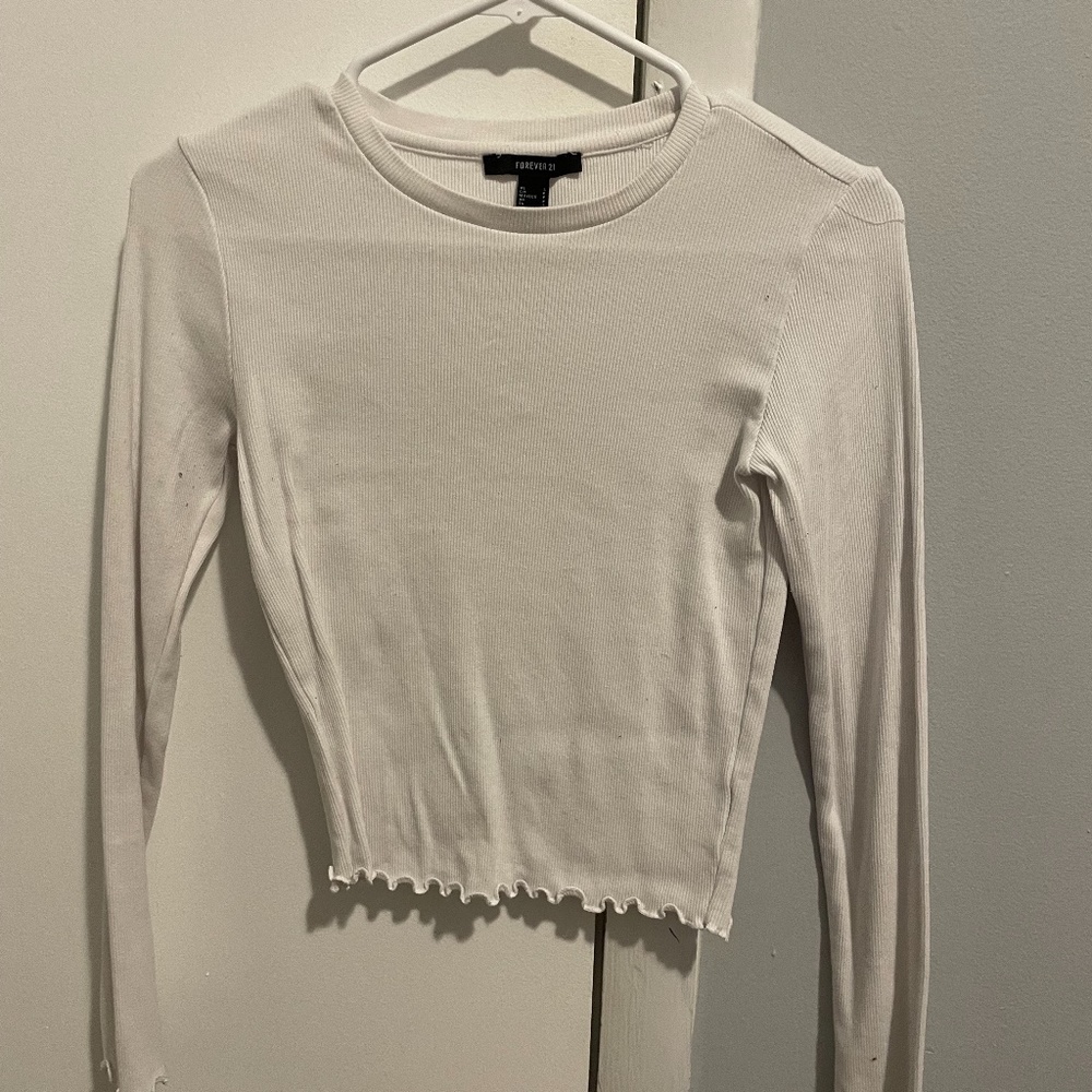 Forever 21 Ribbed white crop long sleeve